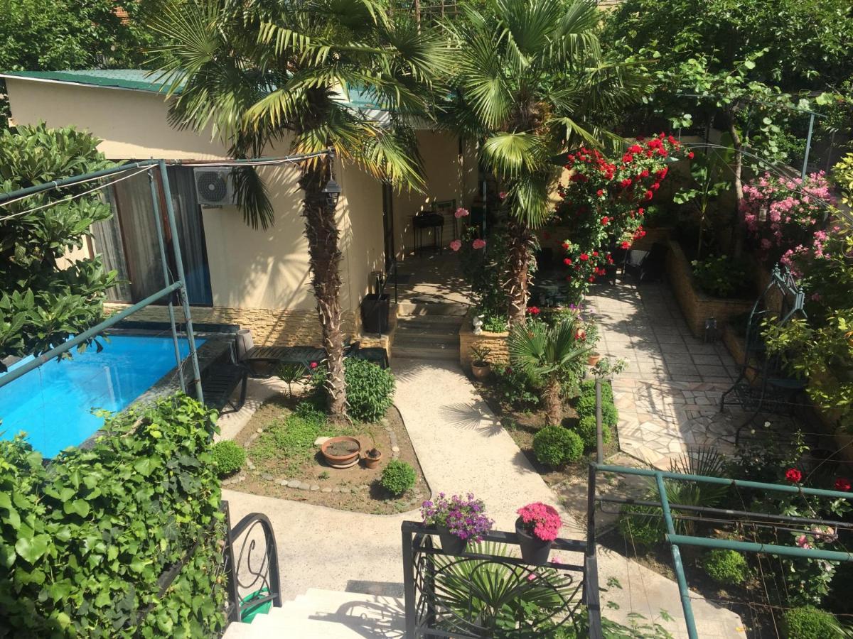 House 41 Bed and Breakfast Tbilisi Exteriör bild
