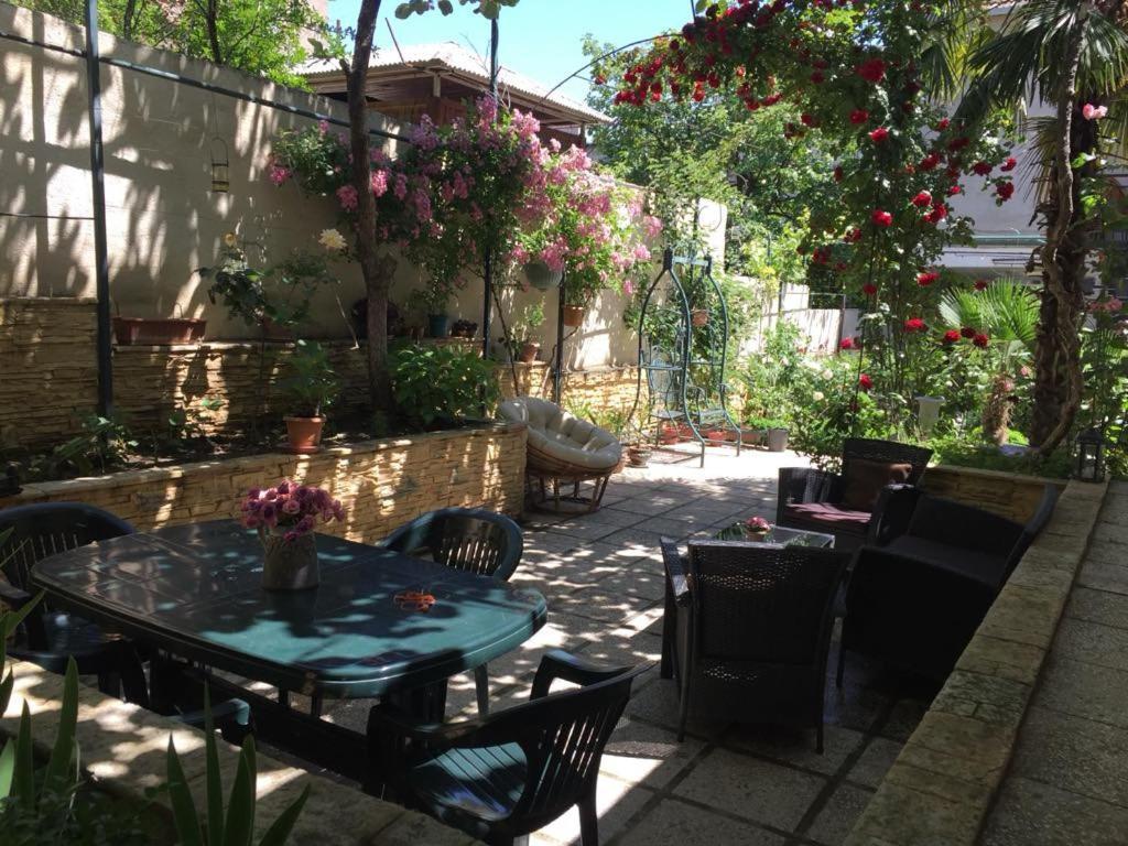 House 41 Bed and Breakfast Tbilisi Exteriör bild