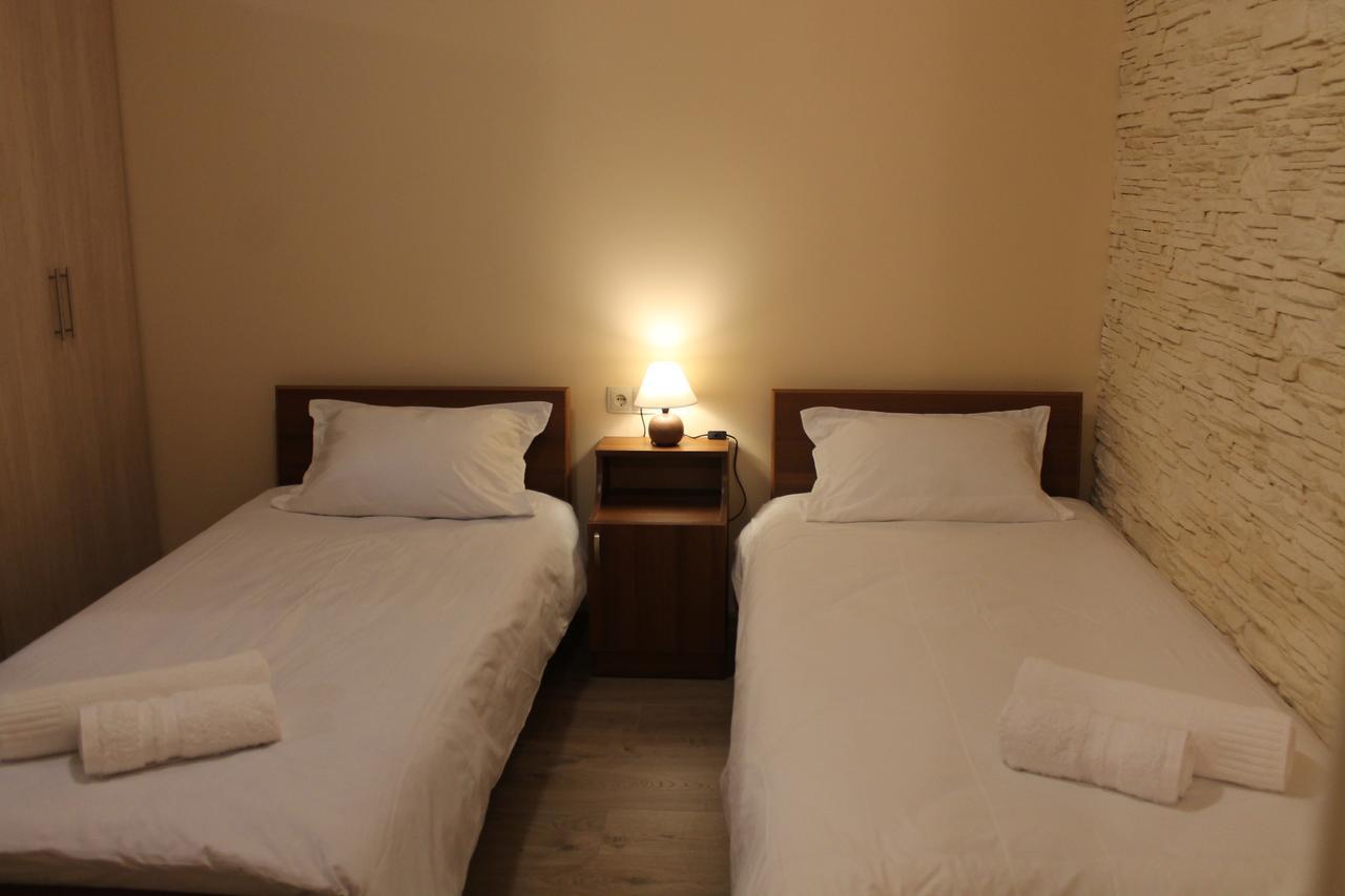 House 41 Bed and Breakfast Tbilisi Exteriör bild