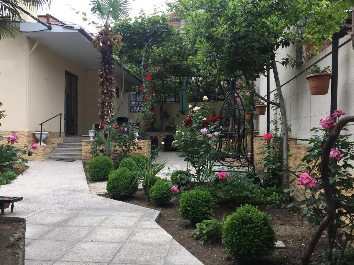 House 41 Bed and Breakfast Tbilisi Exteriör bild